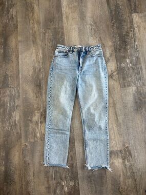 Classic High-Waist Light Blue Women’s Jeans